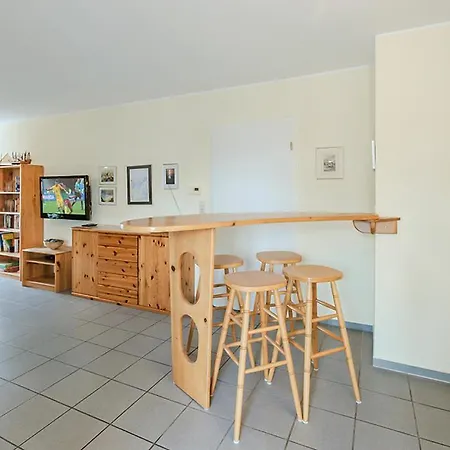 Haus Godewind Nr 12 Апартаменты Цингст